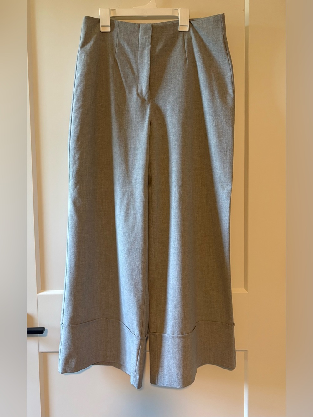 Zara Gray Wide-Leg Cropped Dress Pant/Trouser size Large